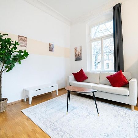 Fullhouse - Halle - Vs7 - 3 Beds - Nespresso Extérieur photo